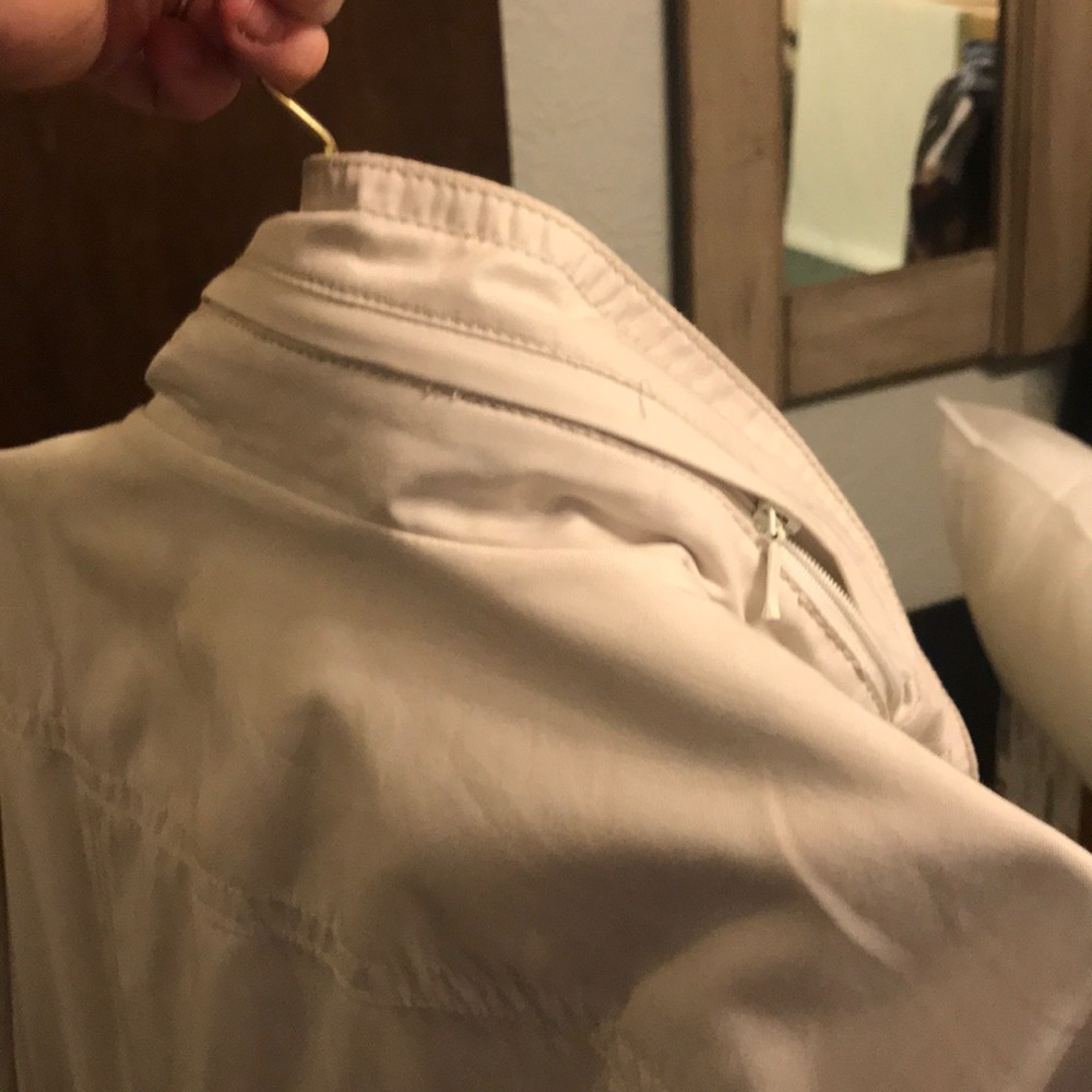 Multifunctional Cream Jacket! - image 7